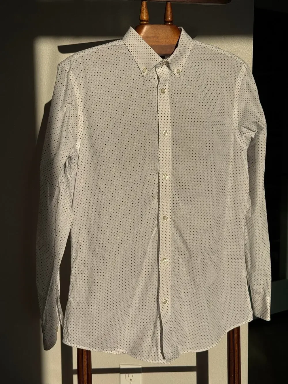 Banana Republic Non Iron Slim Fit Dress Shirt Men’s L White Blue Cotton